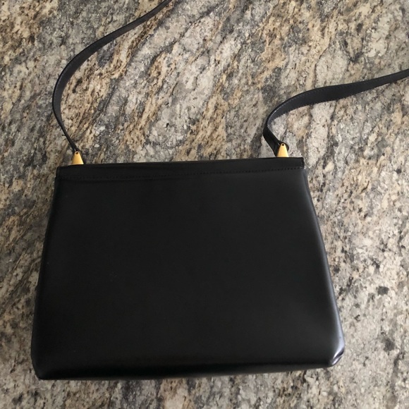 Authentic Salvatore Ferragamo Gancini Leather Bag, Black - Picture 5 of 14